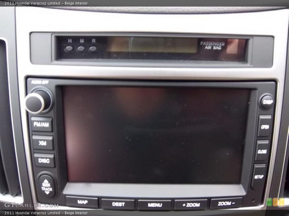 Beige Interior Controls for the 2011 Hyundai Veracruz Limited #47624360