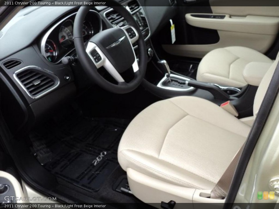 Black/Light Frost Beige Interior Photo for the 2011 Chrysler 200 Touring #47625623