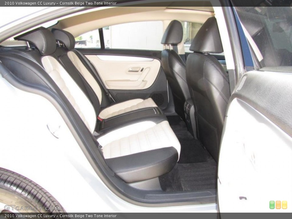 Cornsilk Beige Two Tone Interior Photo for the 2010 Volkswagen CC Luxury #47628890