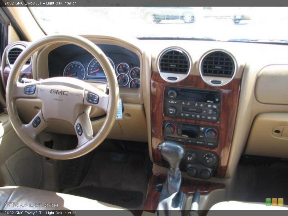 Light Oak Interior Dashboard for the 2002 GMC Envoy SLT #47630750