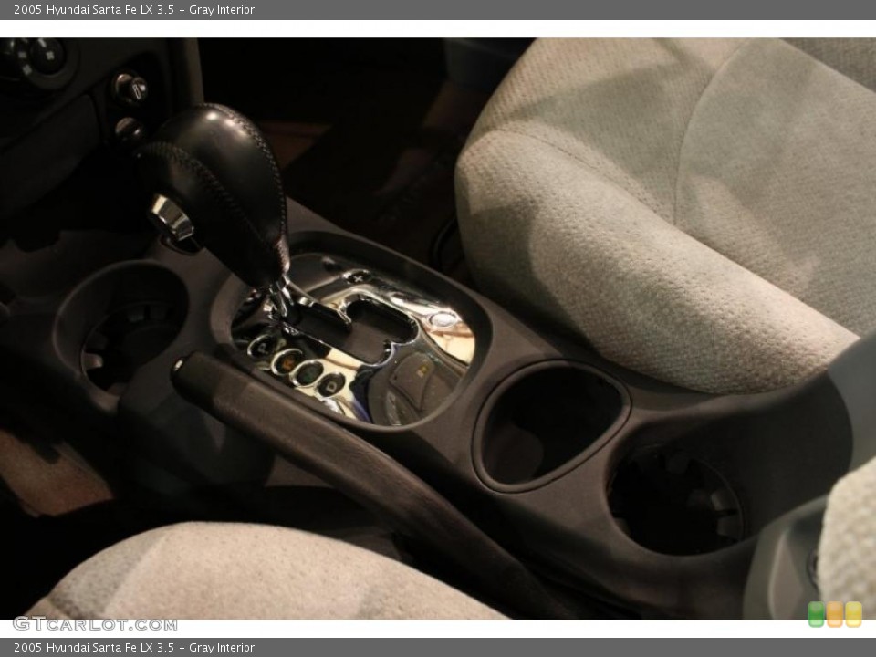 Gray Interior Transmission for the 2005 Hyundai Santa Fe LX 3.5 #47631494