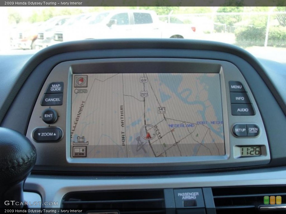 Ivory Interior Navigation for the 2009 Honda Odyssey Touring #47634389
