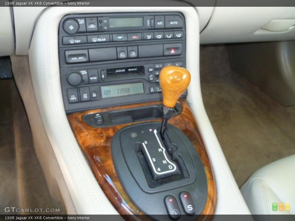Ivory Interior Controls for the 1998 Jaguar XK XK8 Convertible #47639554
