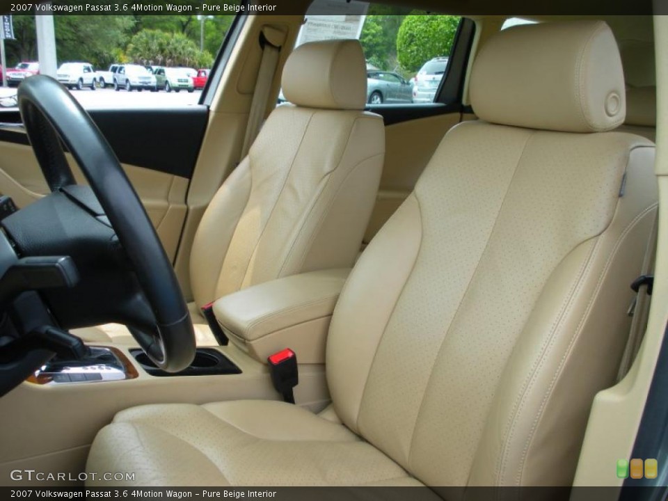 Pure Beige Interior Photo for the 2007 Volkswagen Passat 3.6 4Motion Wagon #47643424