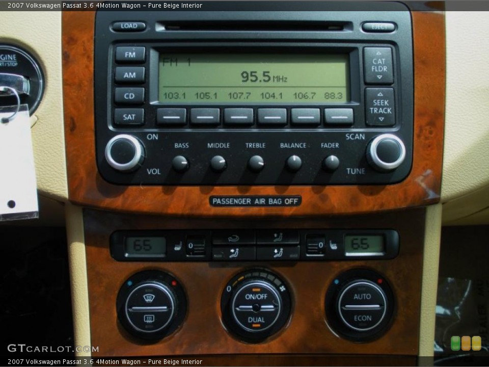 Pure Beige Interior Controls for the 2007 Volkswagen Passat 3.6 4Motion Wagon #47643577