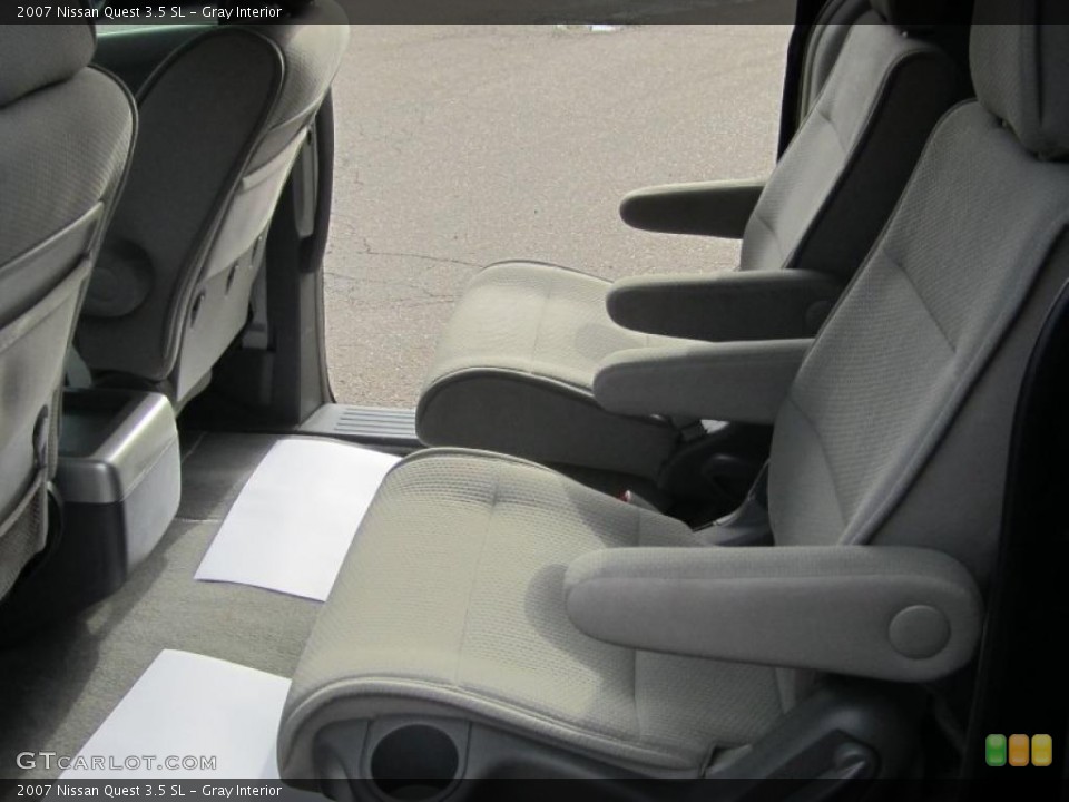 Gray Interior Photo for the 2007 Nissan Quest 3.5 SL #47651920