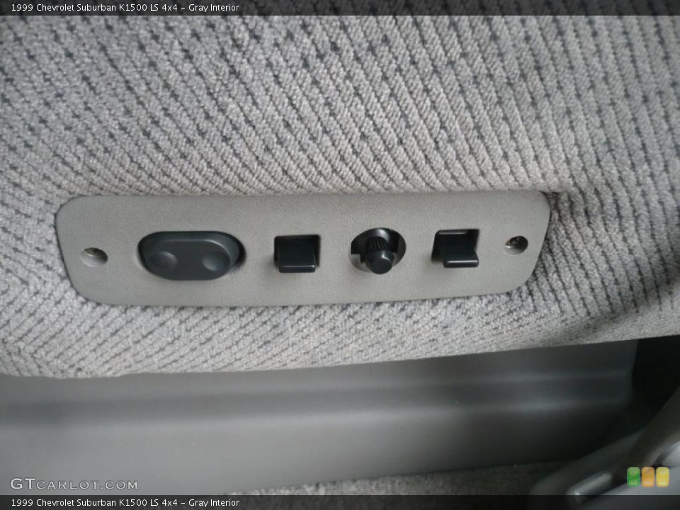 Gray Interior Controls for the 1999 Chevrolet Suburban K1500 LS 4x4 #47652496