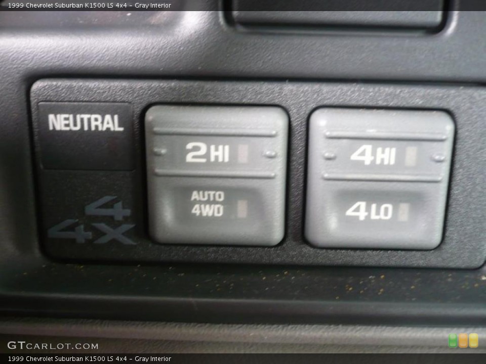 Gray Interior Controls for the 1999 Chevrolet Suburban K1500 LS 4x4 #47652526