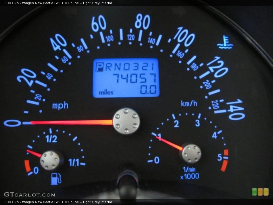 Light Grey Interior Gauges for the 2001 Volkswagen New Beetle GLS TDI Coupe #47653705