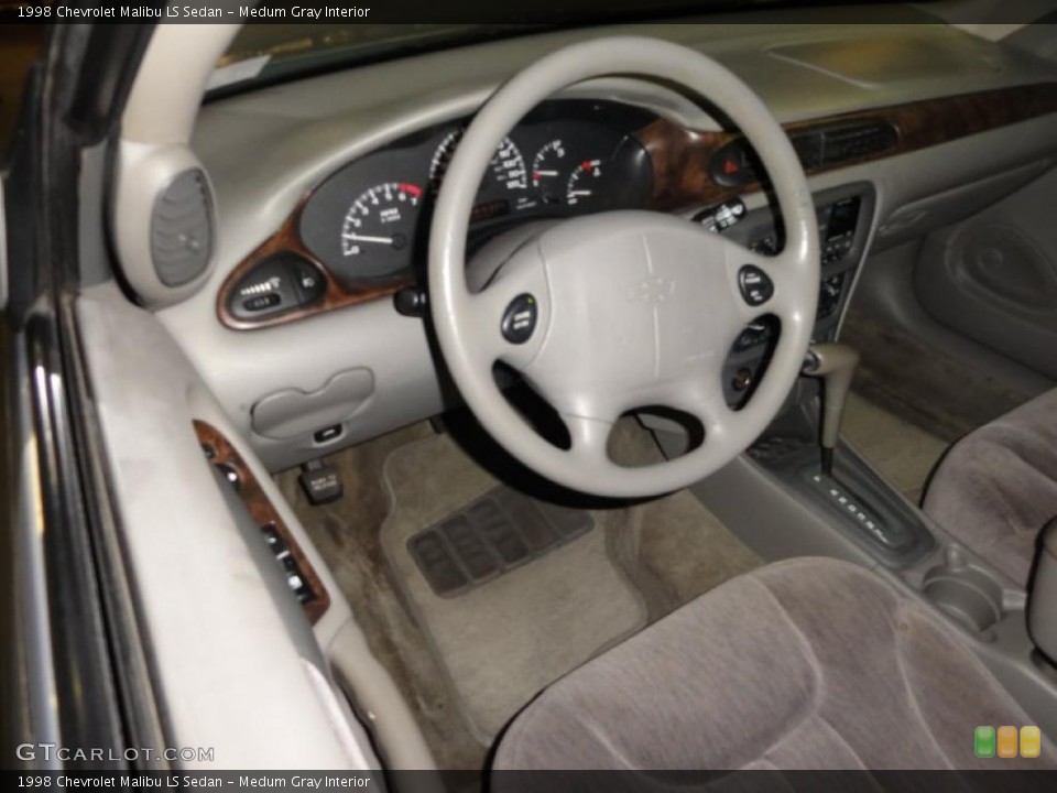 Medum Gray Interior Steering Wheel for the 1998 Chevrolet Malibu LS Sedan #47655589