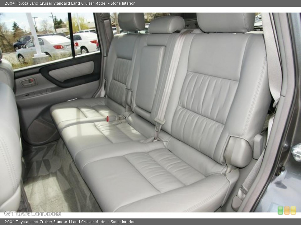 Stone Interior Photo for the 2004 Toyota Land Cruiser  #47655766