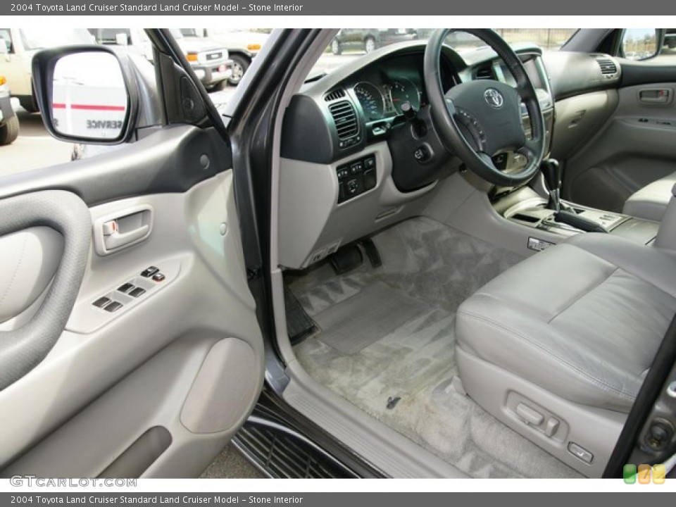 Stone Interior Photo for the 2004 Toyota Land Cruiser  #47655853