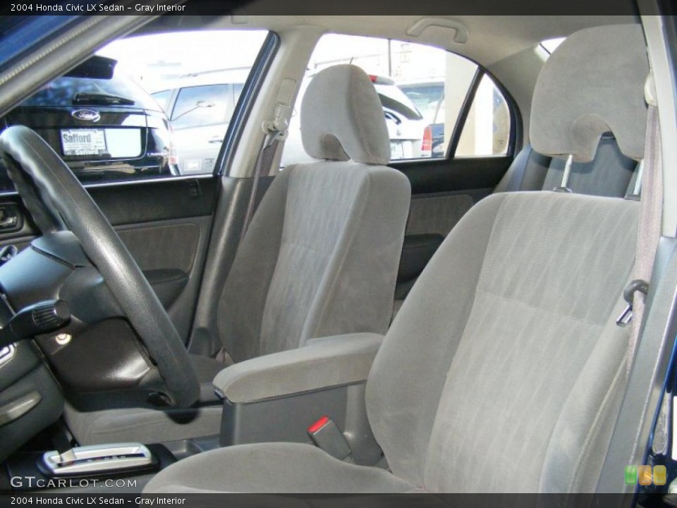 Gray Interior Photo for the 2004 Honda Civic LX Sedan #47658553
