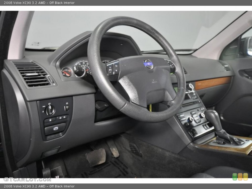 Off Black Interior Dashboard for the 2008 Volvo XC90 3.2 AWD #47658859