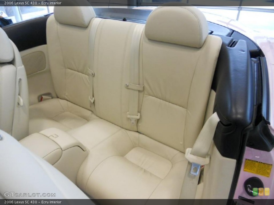 Ecru Interior Photo for the 2006 Lexus SC 430 #47661040