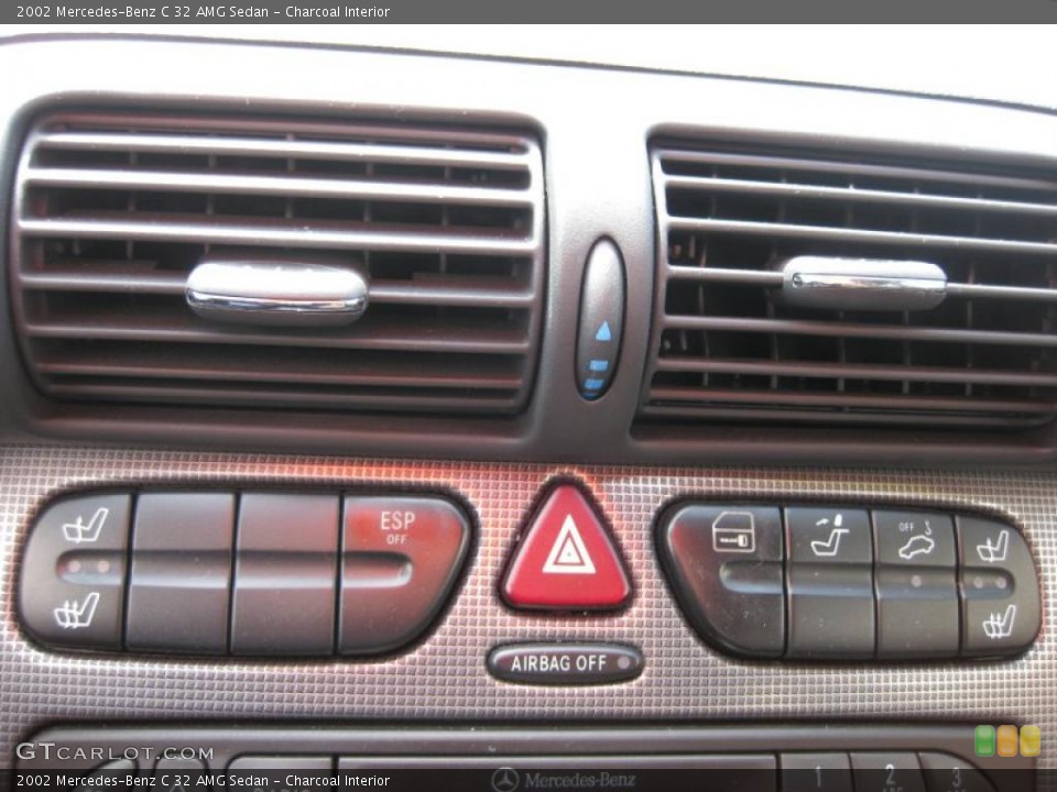 Charcoal Interior Controls for the 2002 Mercedes-Benz C 32 AMG Sedan #47667727