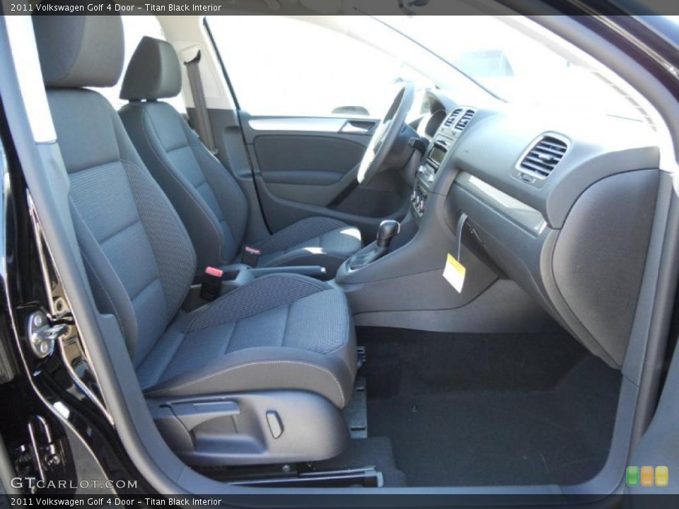 Titan Black Interior Photo for the 2011 Volkswagen Golf 4 Door #47669203