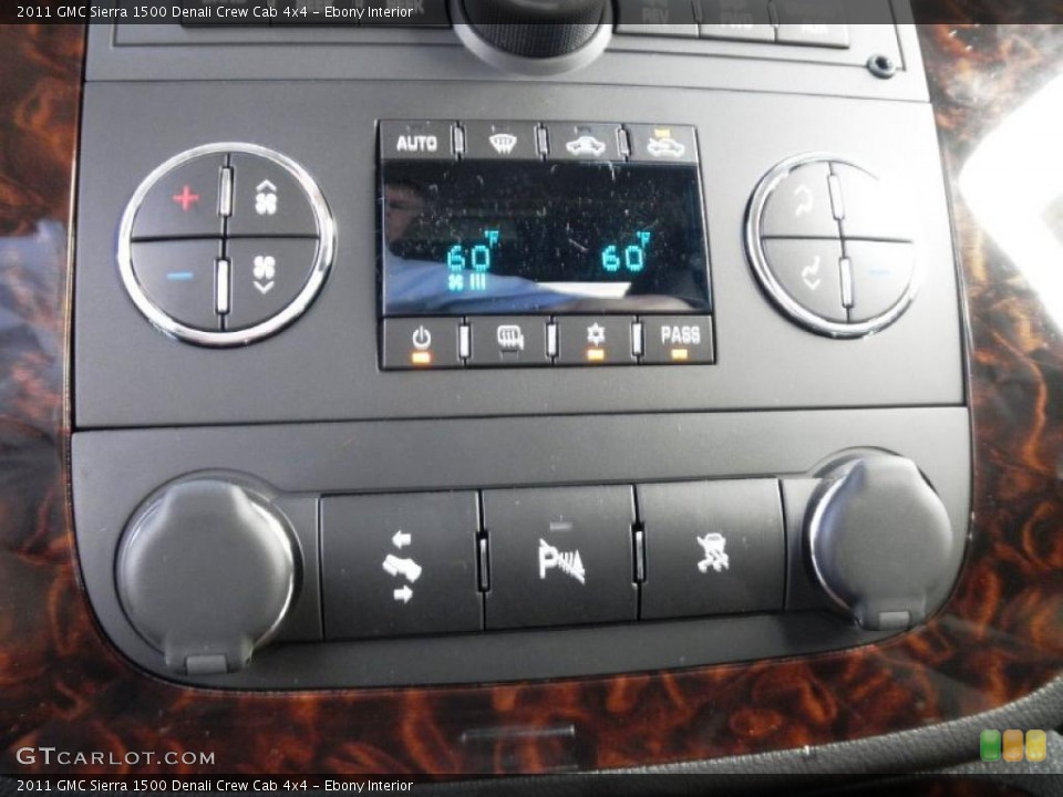 Ebony Interior Controls for the 2011 GMC Sierra 1500 Denali Crew Cab 4x4 #47672176