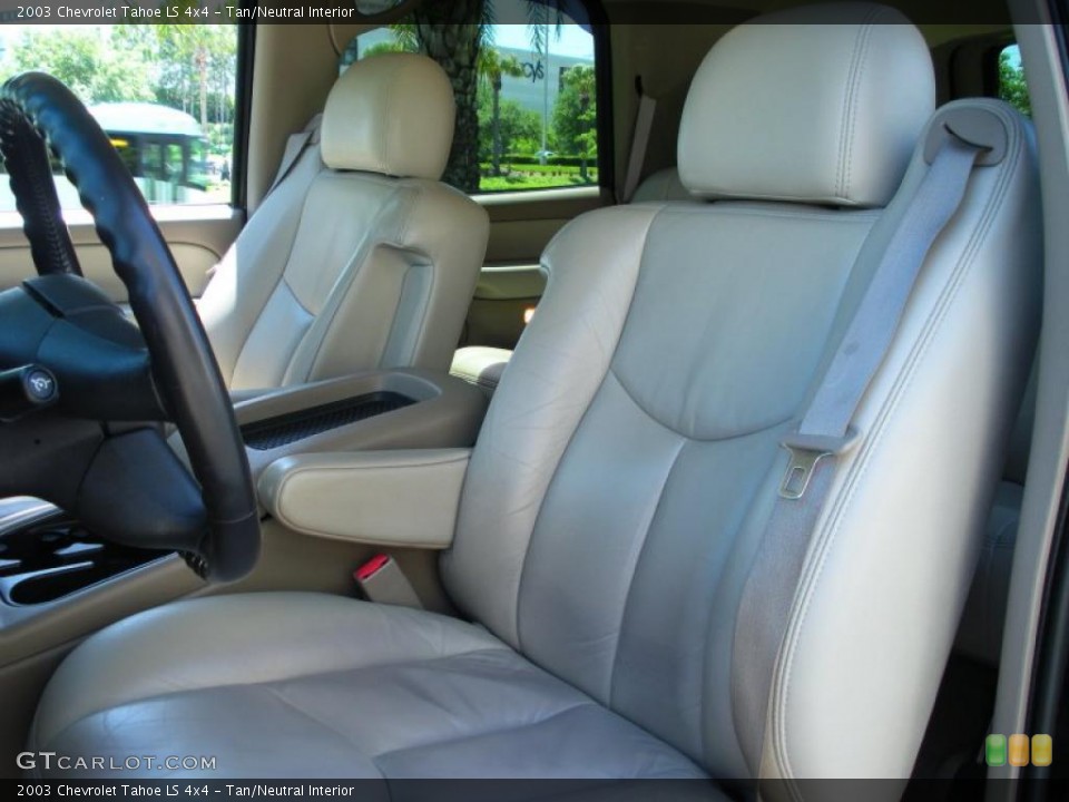 Tan/Neutral Interior Photo for the 2003 Chevrolet Tahoe LS 4x4 #47679889