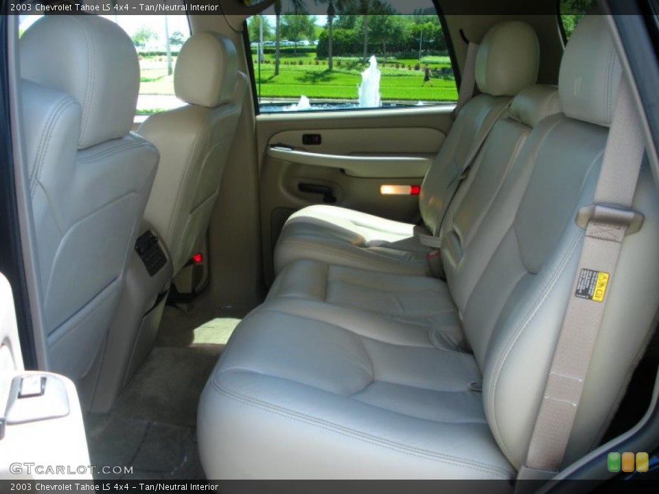 Tan/Neutral Interior Photo for the 2003 Chevrolet Tahoe LS 4x4 #47679904