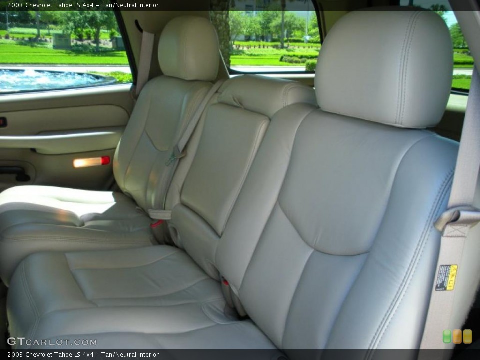 Tan/Neutral Interior Photo for the 2003 Chevrolet Tahoe LS 4x4 #47679919