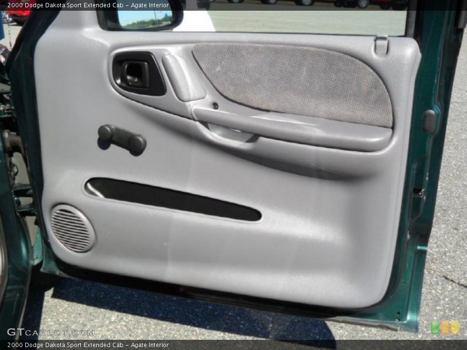 Agate Interior Door Panel for the 2000 Dodge Dakota Sport Extended Cab #47682259