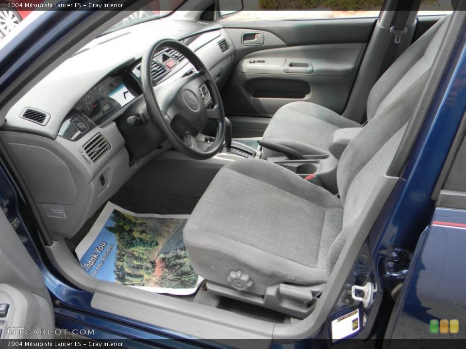 Gray Interior Photo for the 2004 Mitsubishi Lancer ES #47686009