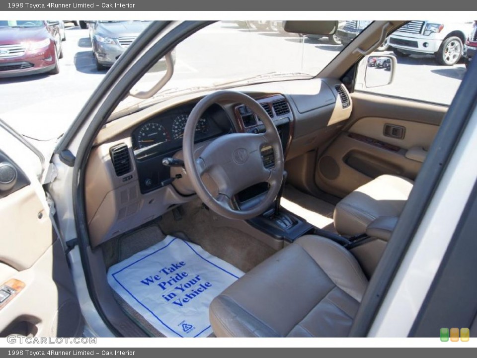 Oak Interior Photo for the 1998 Toyota 4Runner Limited #47688043