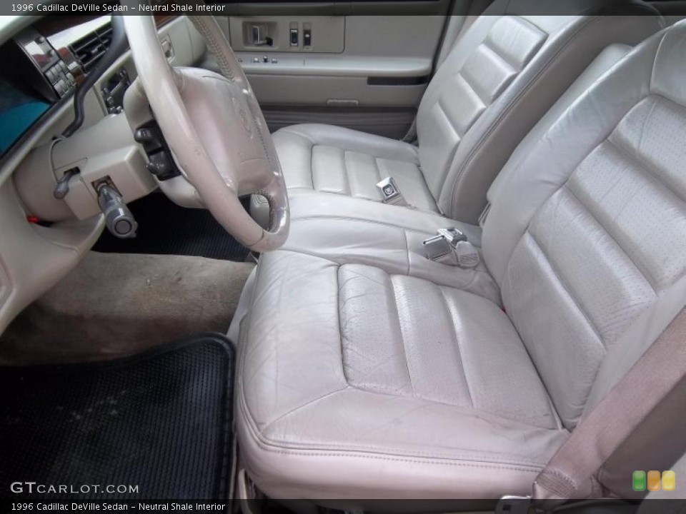 Neutral Shale Interior Photo for the 1996 Cadillac DeVille Sedan #47689443