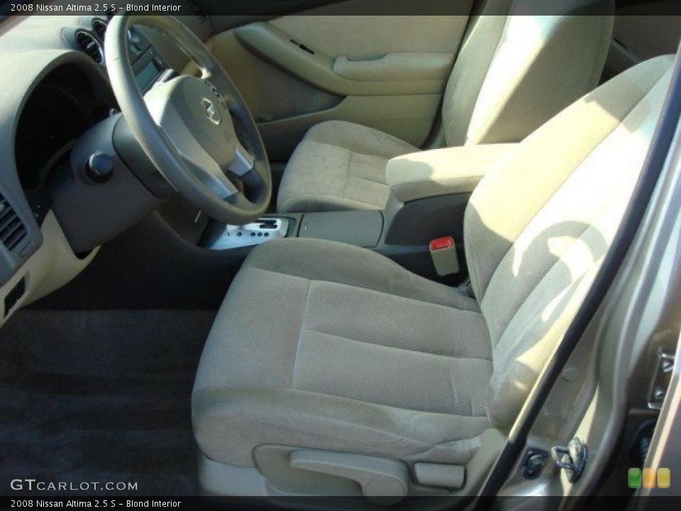 Blond Interior Photo for the 2008 Nissan Altima 2.5 S #47689548
