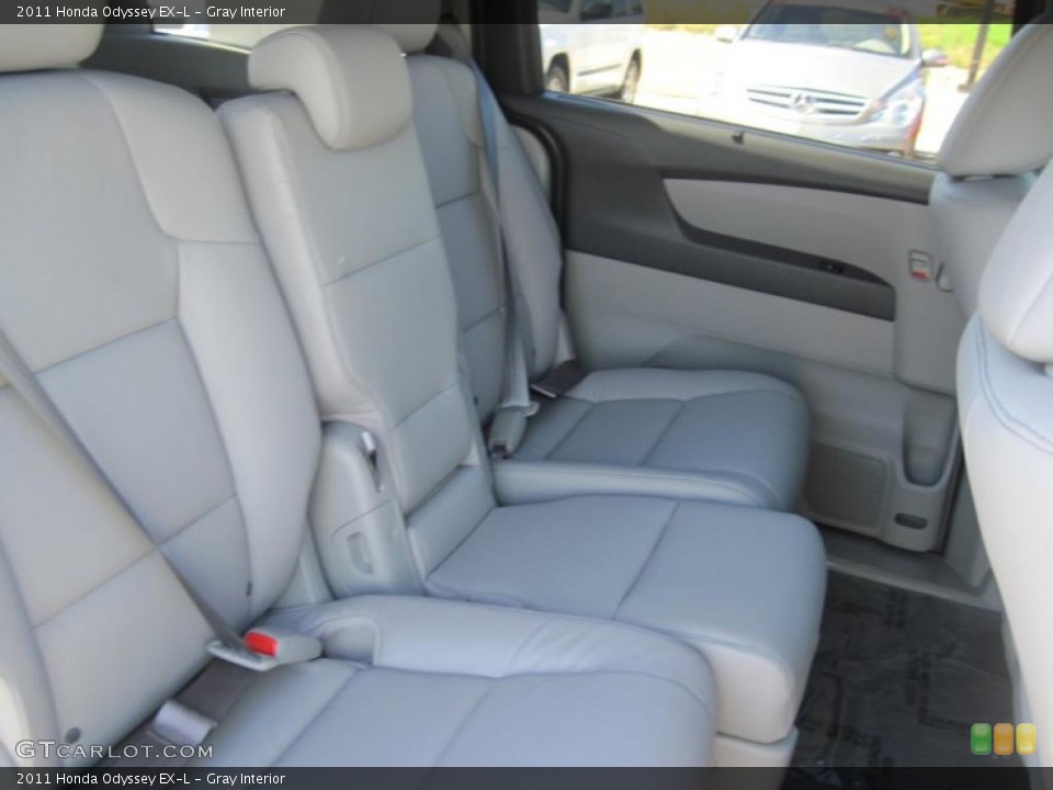 Gray Interior Photo for the 2011 Honda Odyssey EX-L #47696466