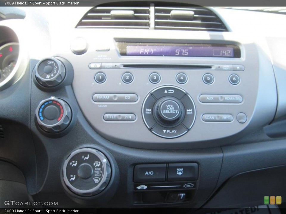 Sport Black Interior Controls for the 2009 Honda Fit Sport #47696619