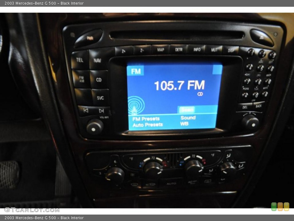 Black Interior Controls for the 2003 Mercedes-Benz G 500 #47701158