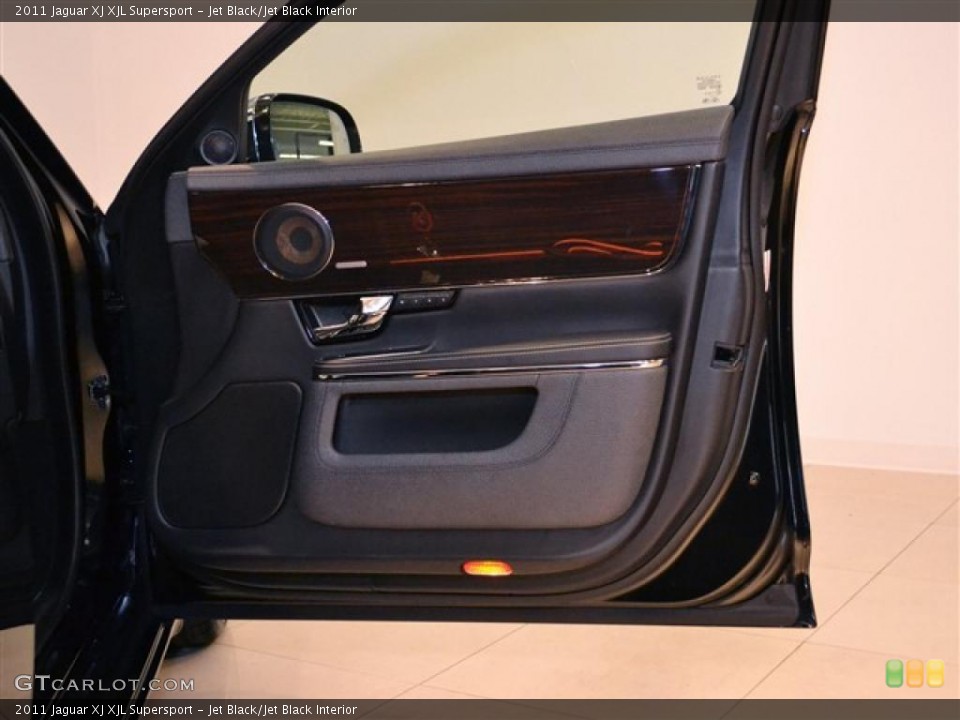 Jet Black/Jet Black Interior Door Panel for the 2011 Jaguar XJ XJL Supersport #47703431