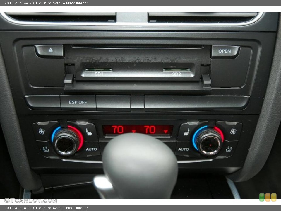 Black Interior Controls for the 2010 Audi A4 2.0T quattro Avant #47705989