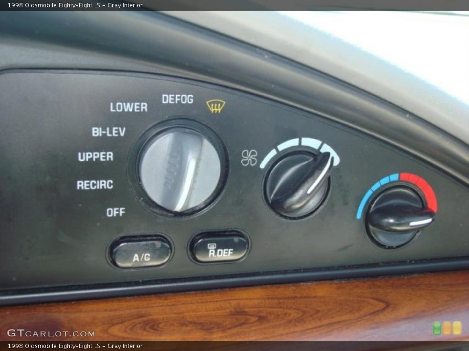 Gray 1998 Oldsmobile Eighty-Eight Interiors