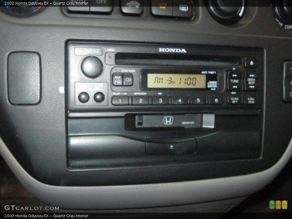Quartz Gray Interior Controls for the 2002 Honda Odyssey EX #47707417