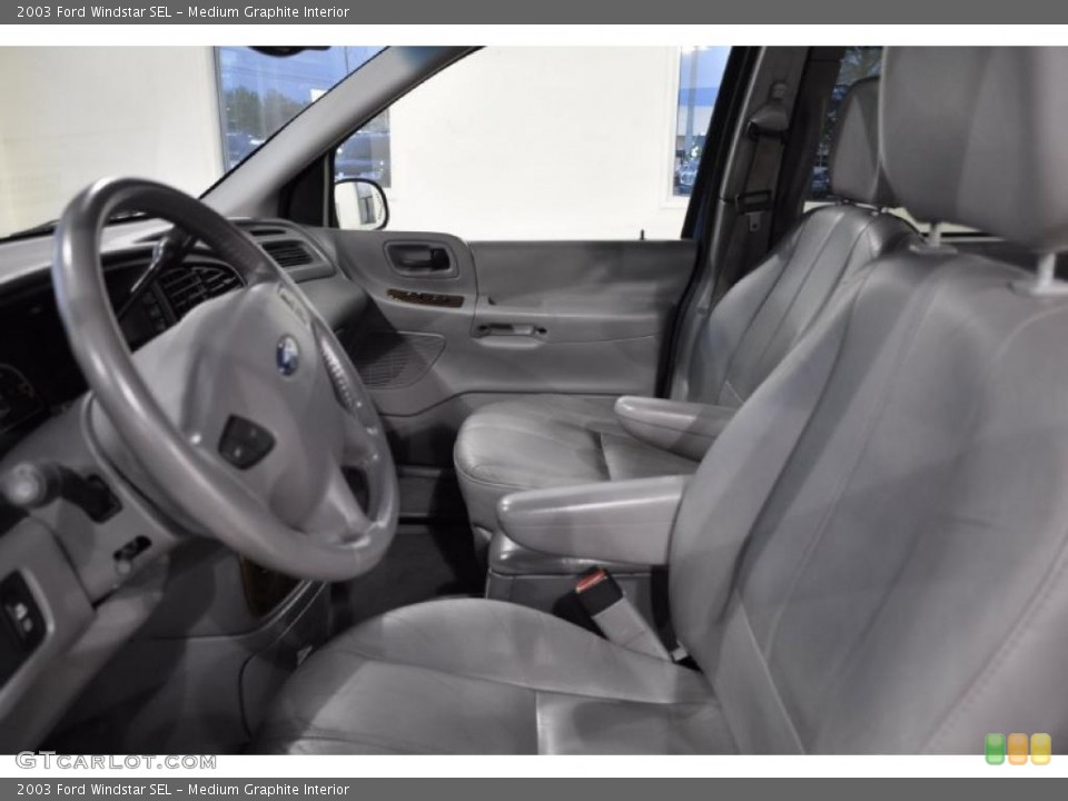 Medium Graphite Interior Photo for the 2003 Ford Windstar SEL #47708900