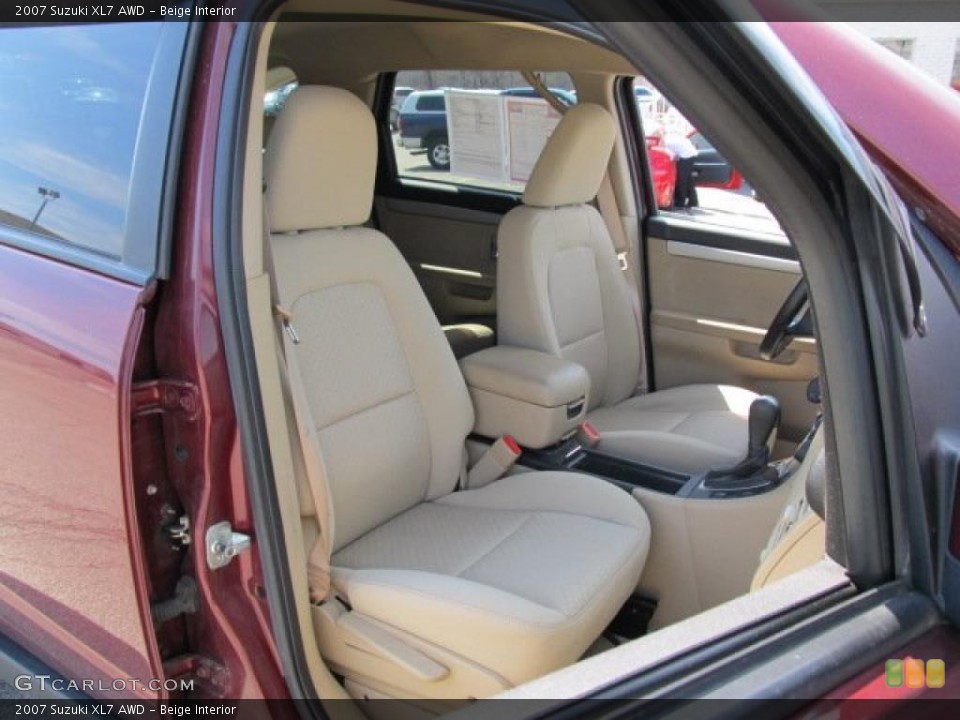 Beige Interior Photo for the 2007 Suzuki XL7 AWD #47709566