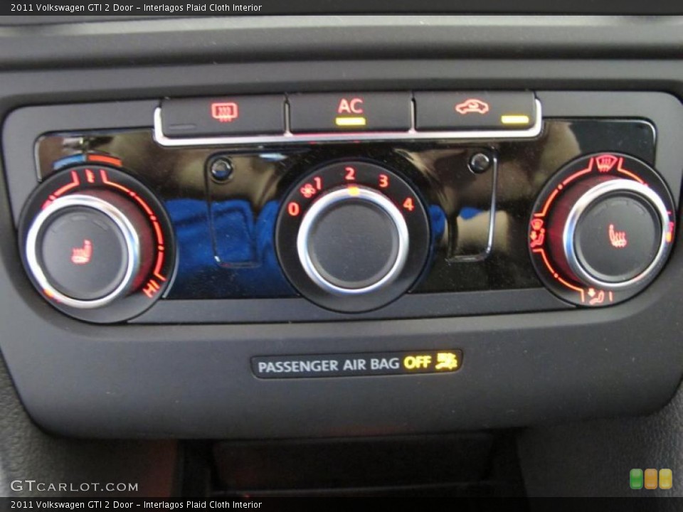 Interlagos Plaid Cloth Interior Controls for the 2011 Volkswagen GTI 2 Door #47712669