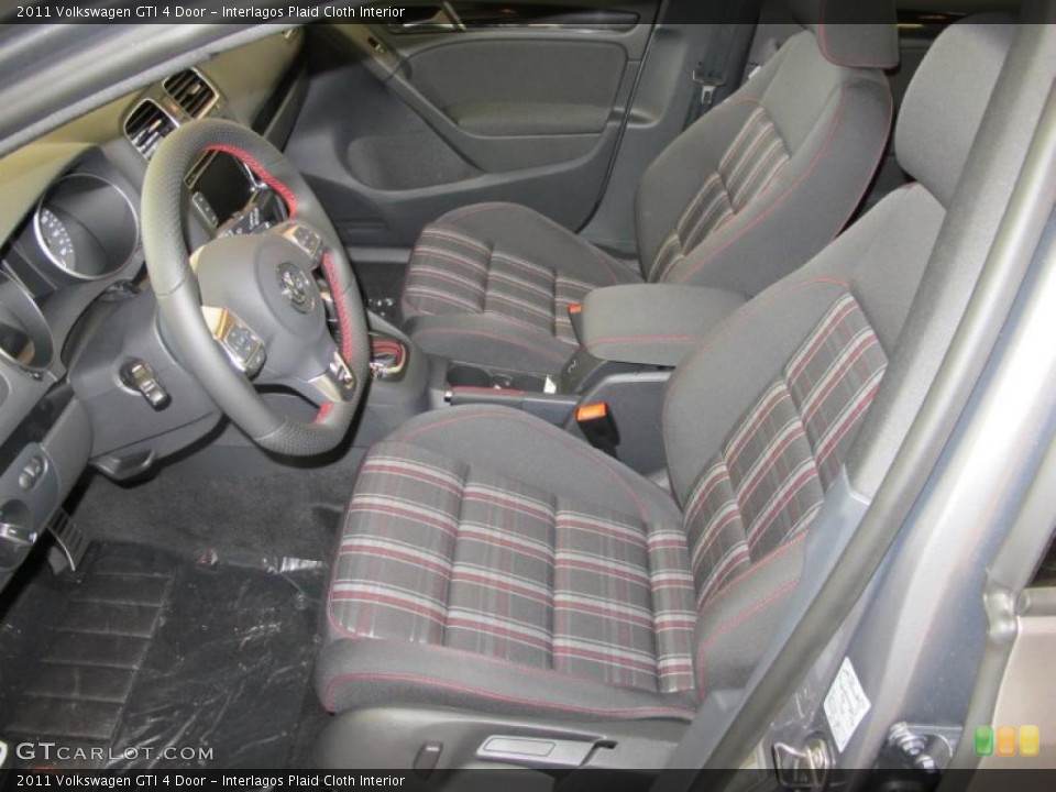 Interlagos Plaid Cloth Interior Photo for the 2011 Volkswagen GTI 4 Door #47712927