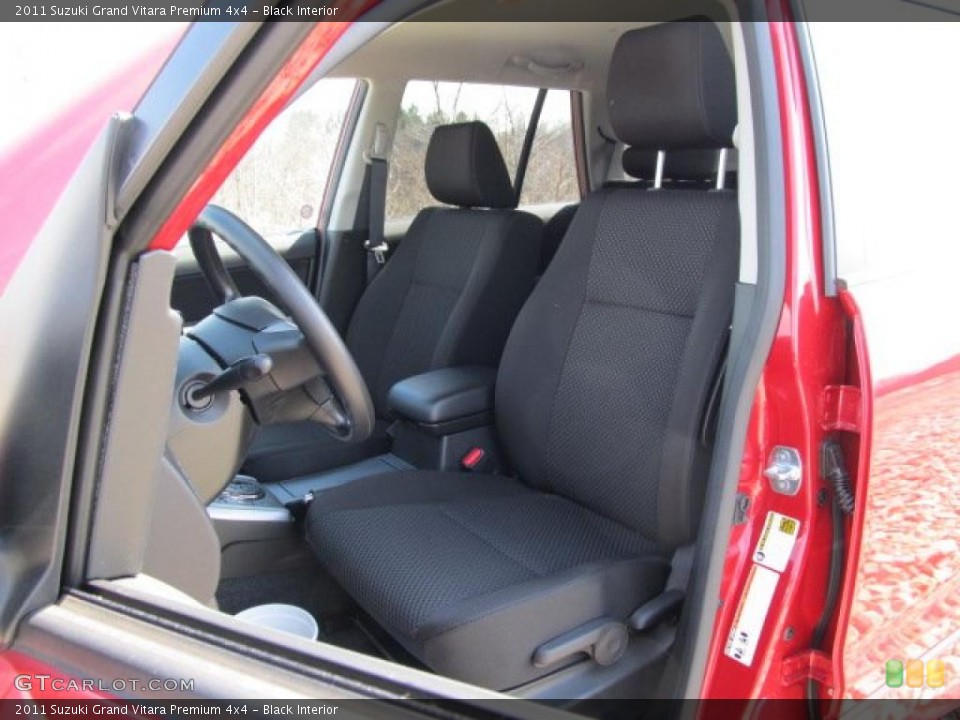 Black Interior Photo for the 2011 Suzuki Grand Vitara Premium 4x4 #47713428
