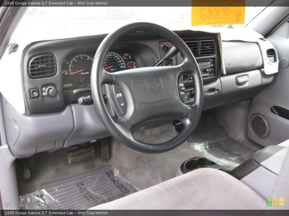 Mist Gray Interior Dashboard for the 1998 Dodge Dakota SLT Extended Cab #47719151