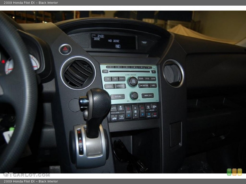 Black Interior Controls for the 2009 Honda Pilot EX #47720789