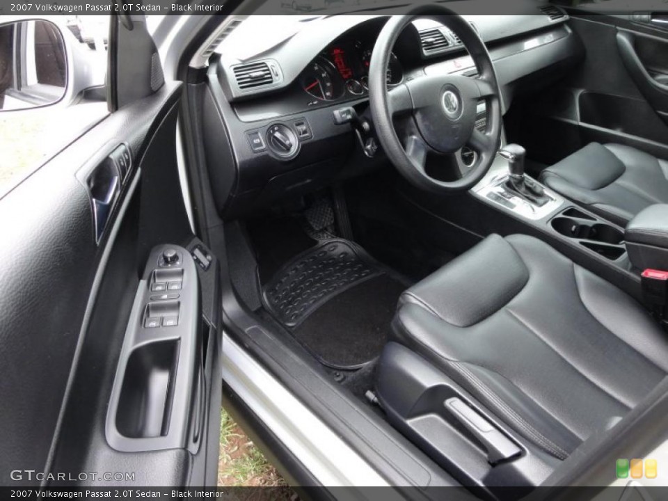 Black Interior Photo for the 2007 Volkswagen Passat 2.0T Sedan #47721617