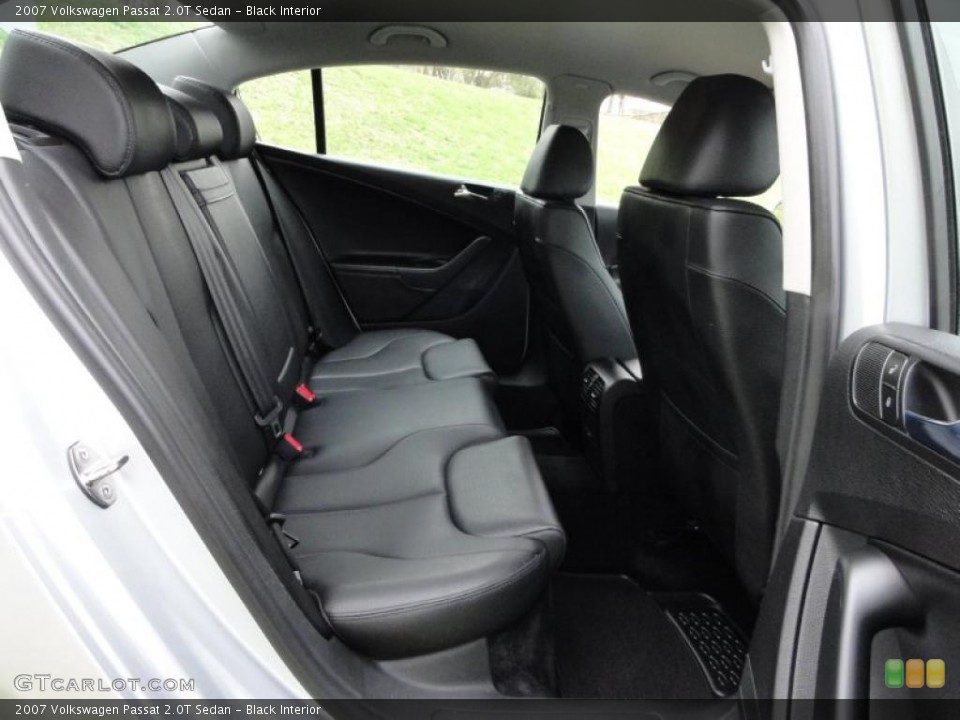 Black Interior Photo for the 2007 Volkswagen Passat 2.0T Sedan #47721779