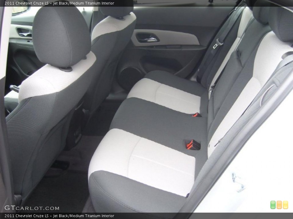 Jet Black/Medium Titanium Interior Photo for the 2011 Chevrolet Cruze LS #47722472