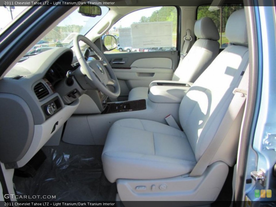 Light Titanium/Dark Titanium Interior Photo for the 2011 Chevrolet Tahoe LTZ #47723825