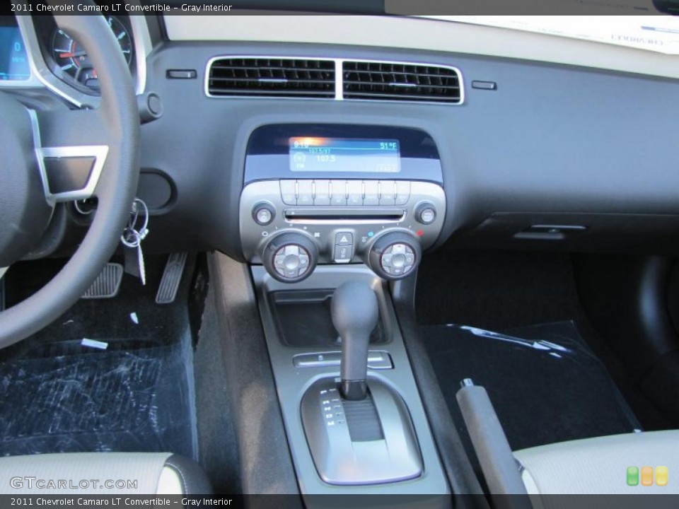 Gray Interior Controls for the 2011 Chevrolet Camaro LT Convertible #47724653