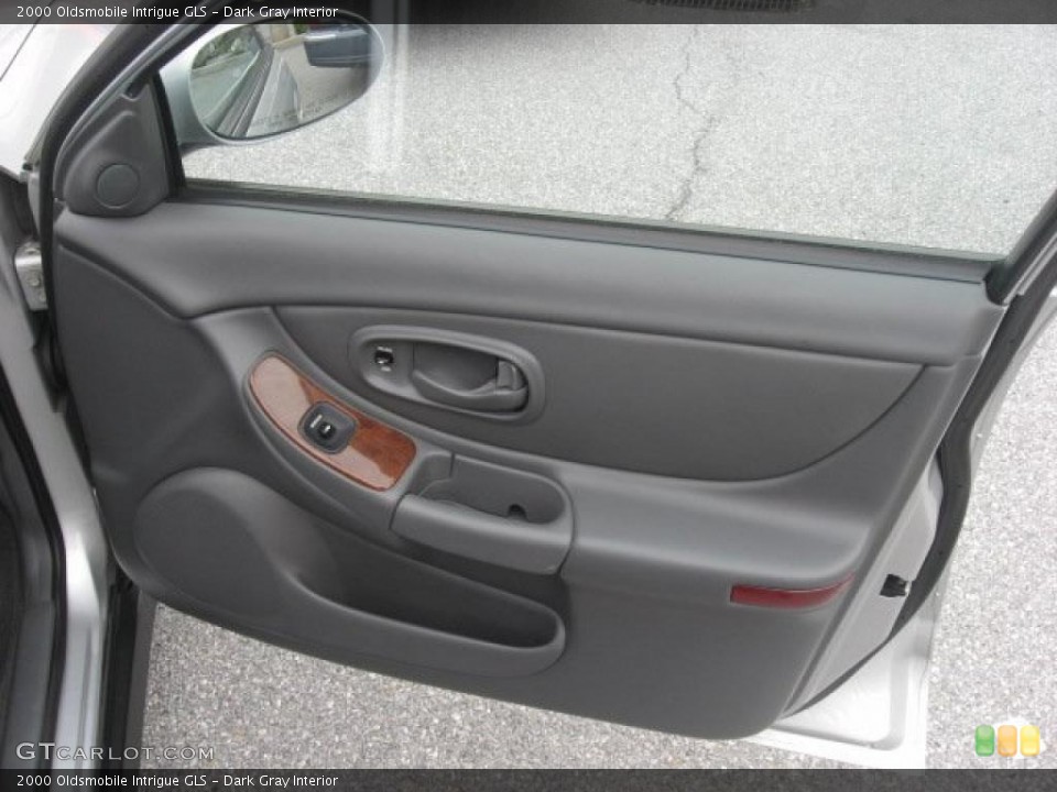 Dark Gray Interior Door Panel for the 2000 Oldsmobile Intrigue GLS #47726465
